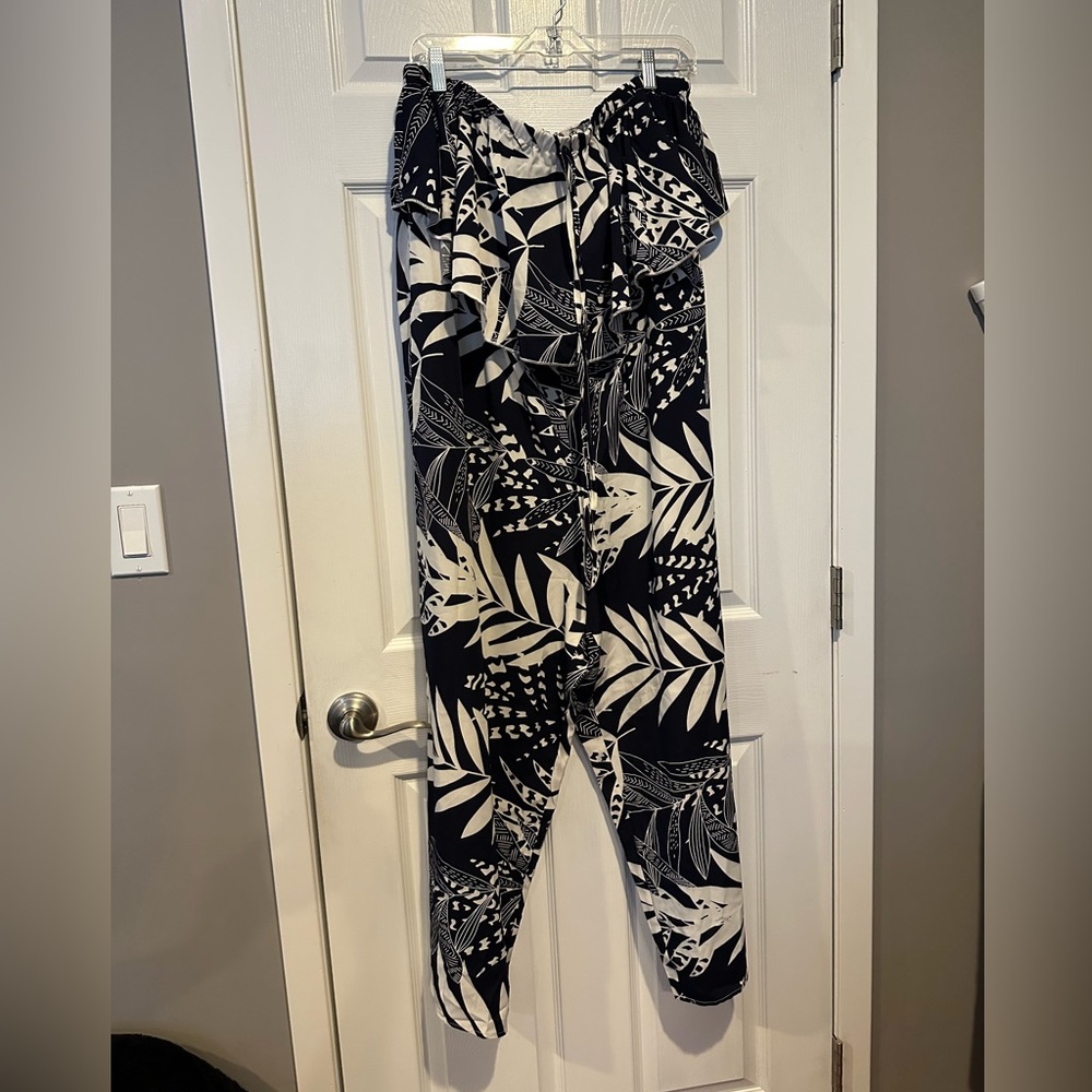 SHEIN Curve Strapless Romper